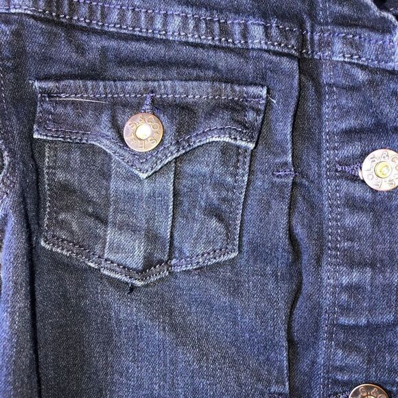 𝅺EUC Girls Large (12/13yrs) Levi’s Dark Blue Trucker Jean Jacket - Picture 4 of 9